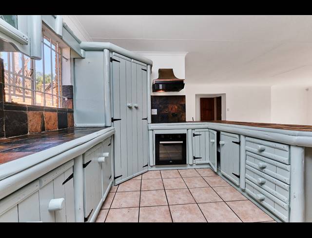 3 BEDROOM TOWNHOUSE FOR SALE IN RUIMSIG